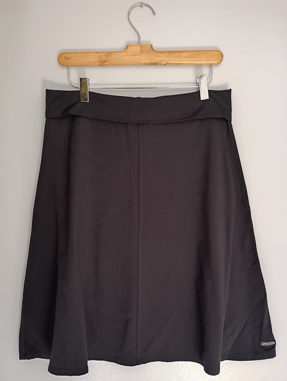 Athleta - Nusa Fold Over A Line Skirt - Black - Size Medium - VGUC